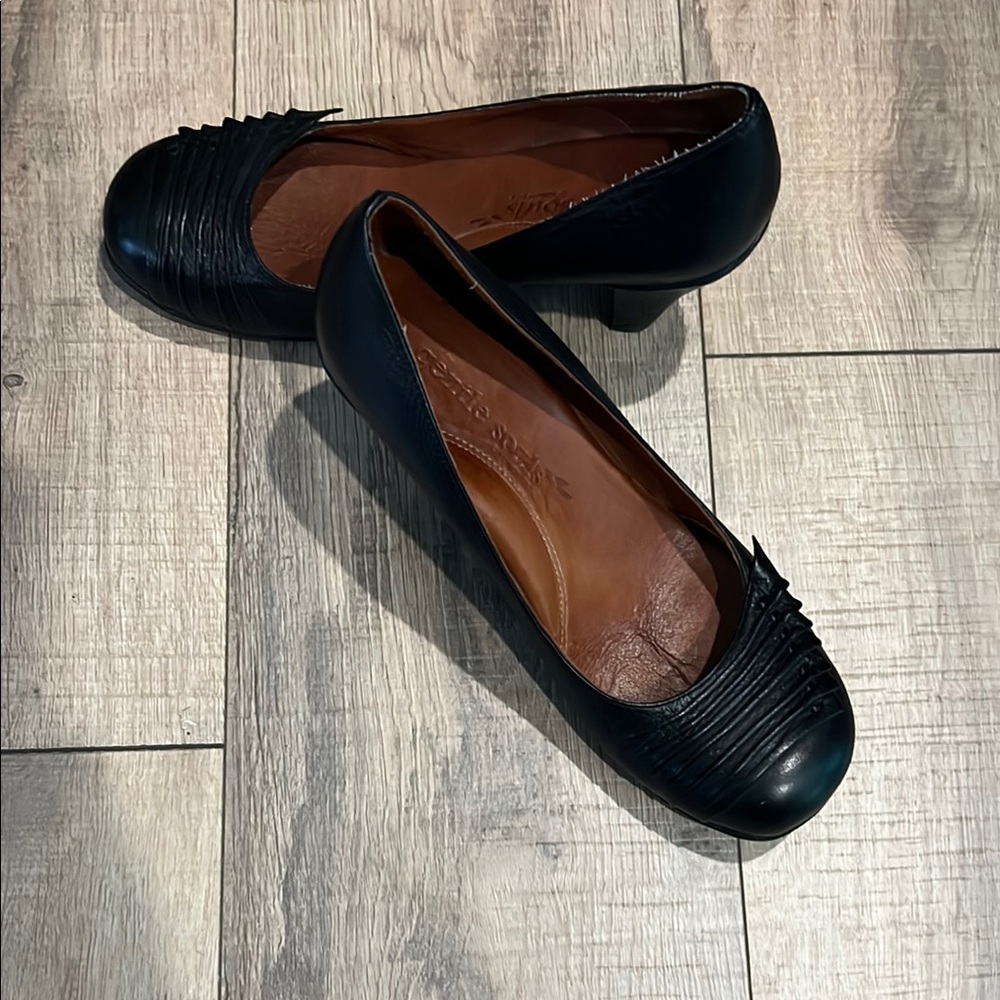 Black Leather Women's Shoes